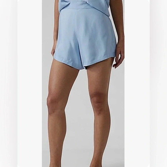 NWT ATHLETA Calm Cool Short Quarry Blue XS Silky Bridal Loungewear - Picture 1 of 15